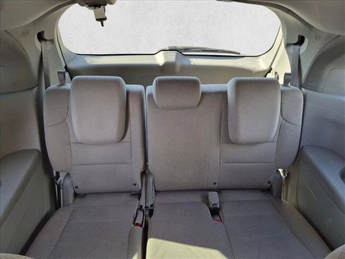 Used 2016 Honda Odyssey SE image 19