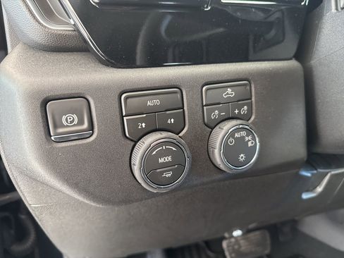 New 2026 Chevrolet Silverado 1500 LT image 19