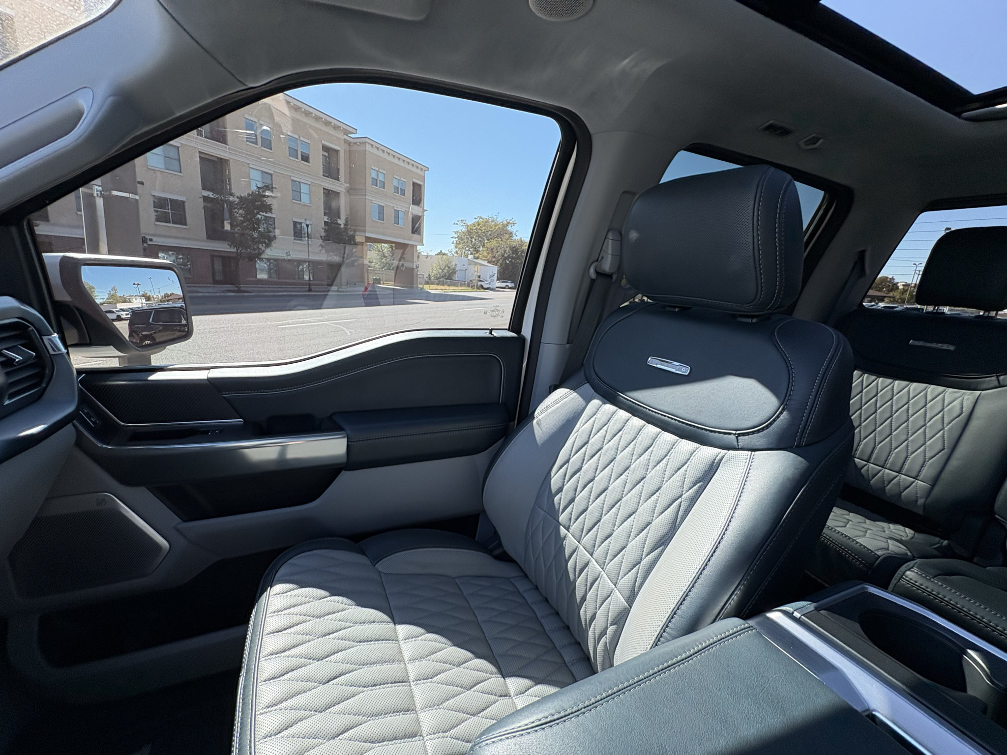 Used 2023 Ford F150 Limited AWD/4WD image 36