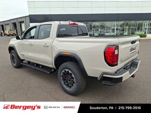 New 2026 GMC Canyon AT4 AWD/4WD image 4
