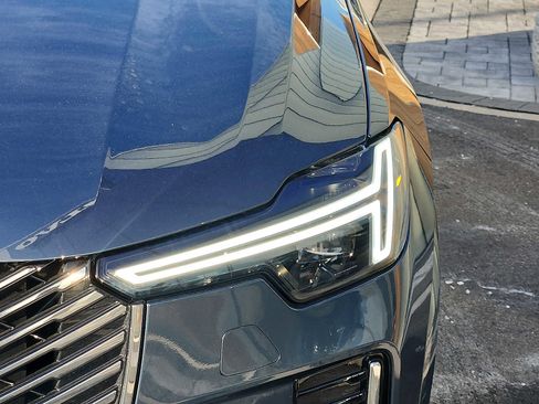 Used 2026 Volvo XC90 B6 Ultra w/ Protection Package image 9