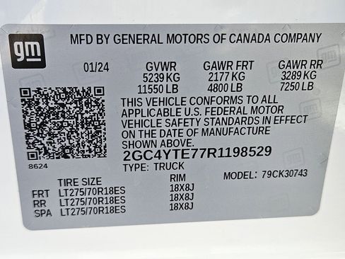 Used 2024 Chevrolet Silverado 3500 LT w/ Convenience Package AWD/4WD image 37