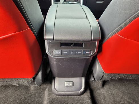 Used 2023 Toyota Highlander XSE AWD/4WD image 15