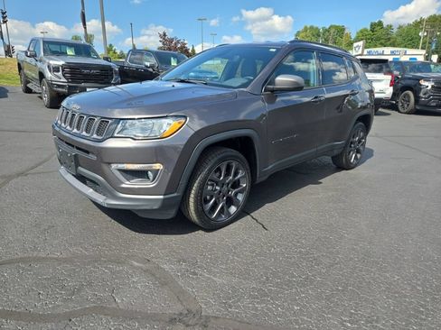 Used 2021 Jeep Compass Latitude AWD/4WD image 7