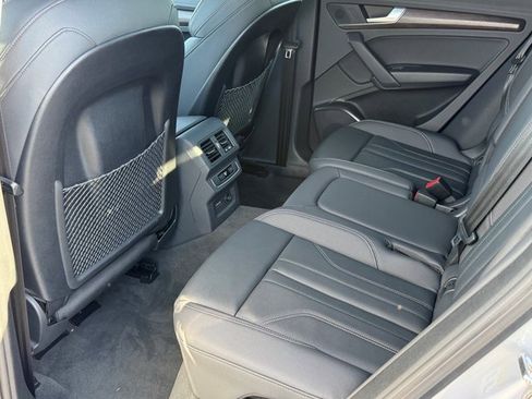 Certified 2024 Audi Q5 e Premium w/ Convenience Package image 21