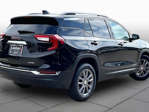 Used 2024 GMC Terrain SLT AWD/4WD image 13