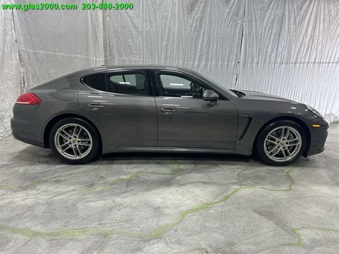 Used 2015 Porsche Panamera image 14