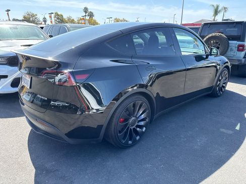 Used 2023 Tesla Model Y Performance AWD/4WD image 15