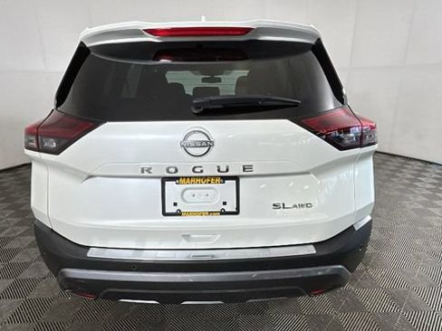 Used 2023 Nissan Rogue SL AWD/4WD image 3