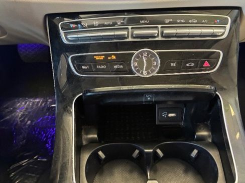 Used 2017 Mercedes-Benz E 400 4MATIC Wagon image 25