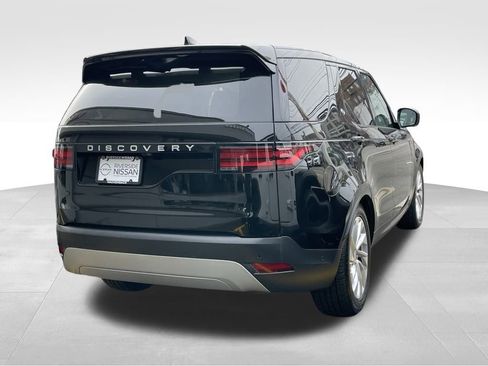 Used 2025 Land Rover Discovery S AWD/4WD image 4