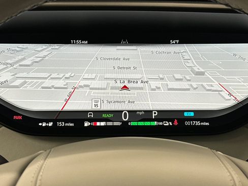 Used 2025 Land Rover Range Rover Sport Dynamic SE image 18