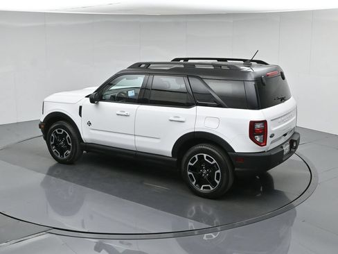 Used 2023 Ford Bronco Sport Outer Banks w/ Tech Package AWD/4WD image 46