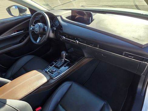 Certified 2025 MAZDA CX-30 2.5 Turbo w/ Premium Plus Pkg image 9