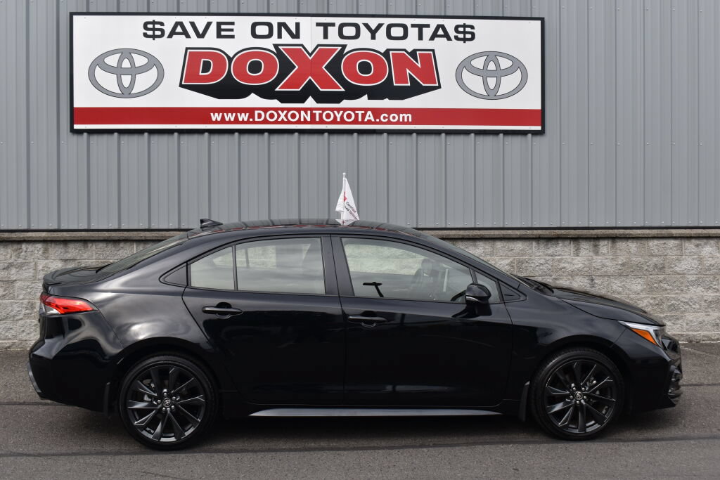 Used 2026 Toyota Corolla SE FWD image 8