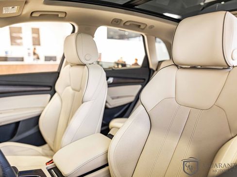 Used 2021 Audi Q5 e Prestige image 19