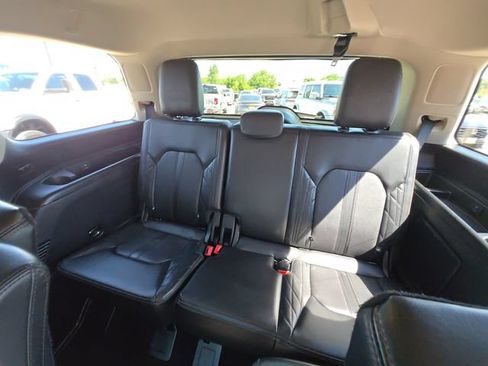 Used 2020 Ford Expedition Platinum AWD/4WD image 27