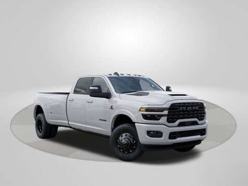 New 2025 RAM 3500 Limited AWD/4WD image 5