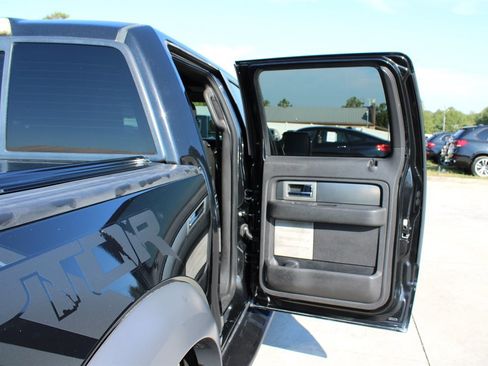 Used 2014 Ford F150 Raptor w/ Equipment Group 801A Luxury image 39