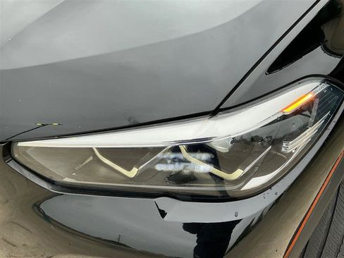 Used 2019 BMW X5 xDrive40i w/ Convenience Package AWD/4WD image 18