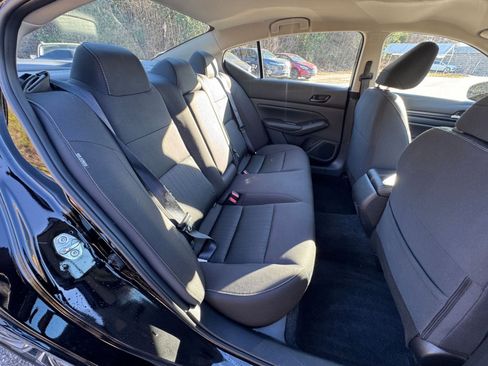 Used 2025 Nissan Altima 2.5 SV image 34