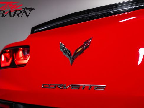Used 2015 Chevrolet Corvette Stingray Coupe RWD image 19