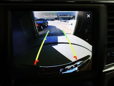 Used 2018 RAM 1500 Laramie image 28