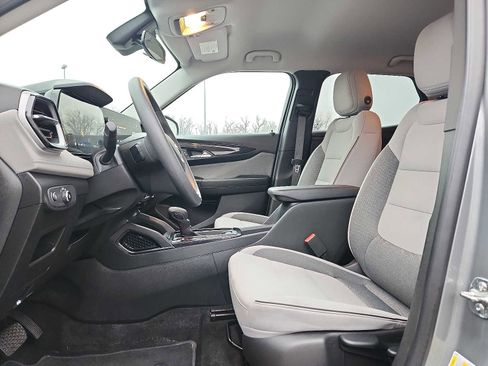 Used 2025 Chevrolet TrailBlazer LT image 13