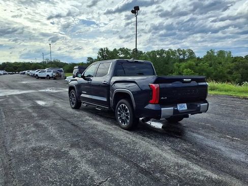 Used 2024 Toyota Tundra Limited AWD/4WD image 8