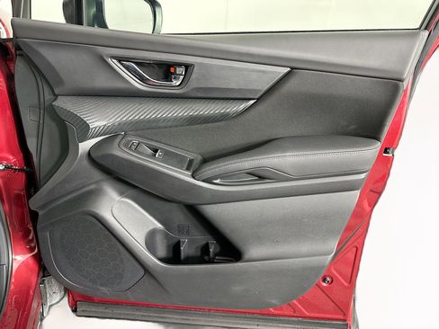 Used 2025 Subaru Ascent Premium image 33