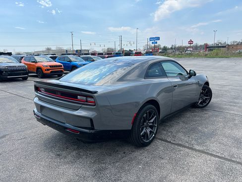 Used 2026 Dodge Charger Scat Pack w/ Blacktop Package AWD/4WD image 6