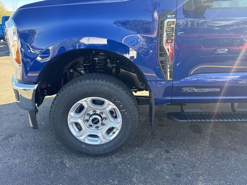 New 2026 Ford F350 XLT w/ FX4 Off-Road Package AWD/4WD image 39