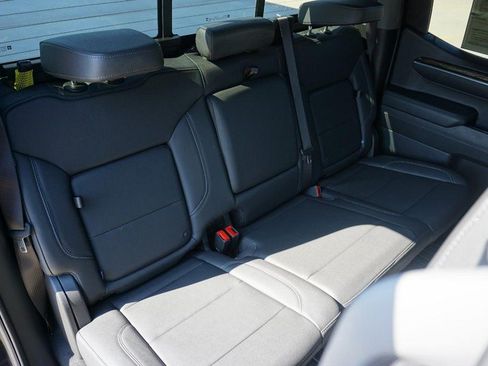 Used 2024 GMC Sierra 1500 Elevation w/ Elevation Premium Package AWD/4WD image 32