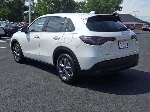 New 2027 Honda HR-V LX image 4