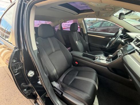 Used 2020 Honda Civic EX image 10