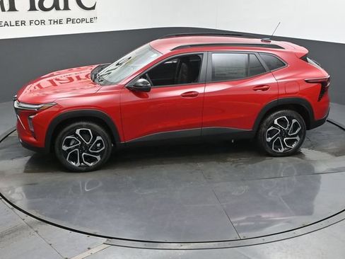 New 2026 Chevrolet Trax RS w/ Driver Confidence Package FWD image 36