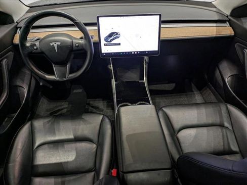 Used 2018 Tesla Model 3 Performance image 17