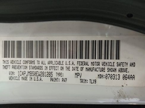 Used 2014 Jeep Cherokee Trailhawk w/ Comfort/Convenience Group image 33