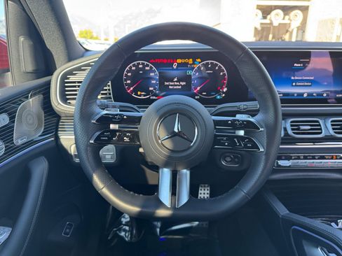 Used 2025 Mercedes-Benz GLS 450 4MATIC image 21