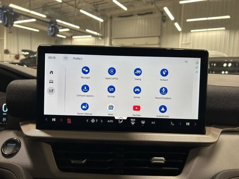 New 2026 Ford Explorer Active image 21