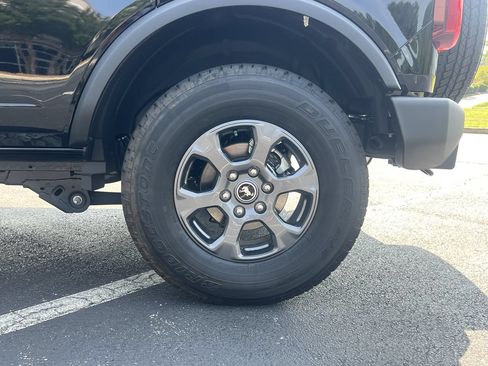 New 2025 Ford Bronco 4-Door AWD/4WD image 24