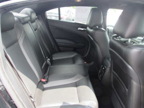 Used 2022 Dodge Charger SXT w/ Plus Group AWD/4WD image 13
