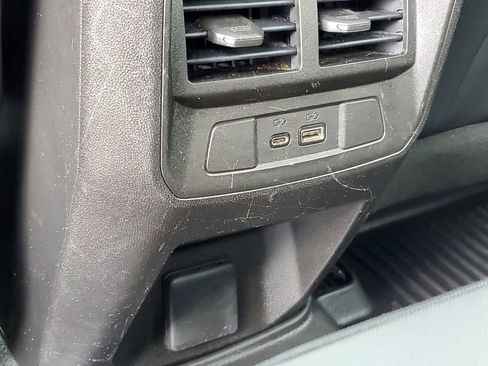 Used 2023 Chevrolet Colorado Z71 w/ Z71 Convenience Package 2 AWD/4WD image 32