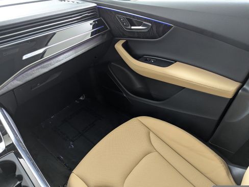 Certified 2025 Audi Q7 3.0T Premium Plus w/ Premium Plus Package image 11