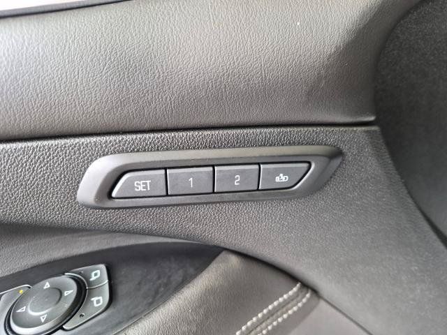 Used 2017 Buick LaCrosse Essence w/ Sun and Shade Package FWD image 17