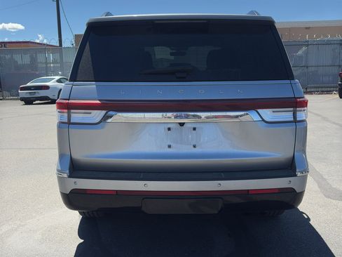 Used 2022 Lincoln Navigator Reserve AWD/4WD image 6