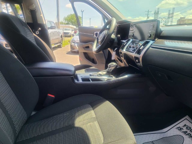 Used 2023 Kia Sorento LX AWD/4WD image 18