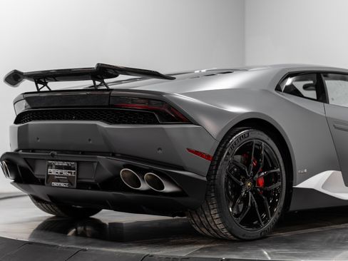 Used 2017 Lamborghini Huracan LP 610-4 Avio image 17