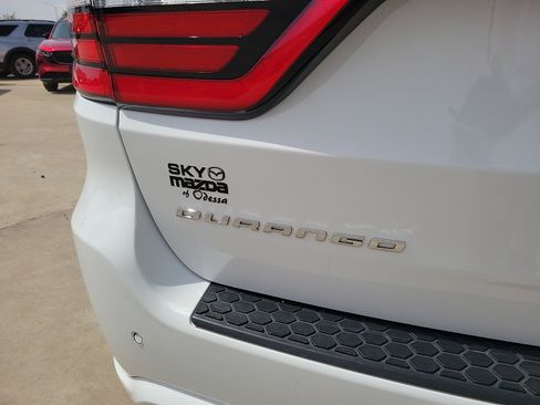 Used 2024 Dodge Durango GT RWD image 10