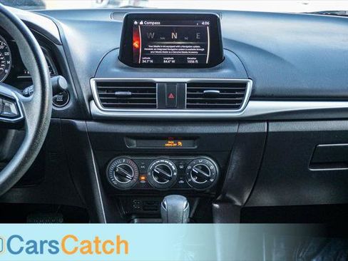 Used 2018 MAZDA MAZDA3 Sport w/ Preferred Equipment Package image 23